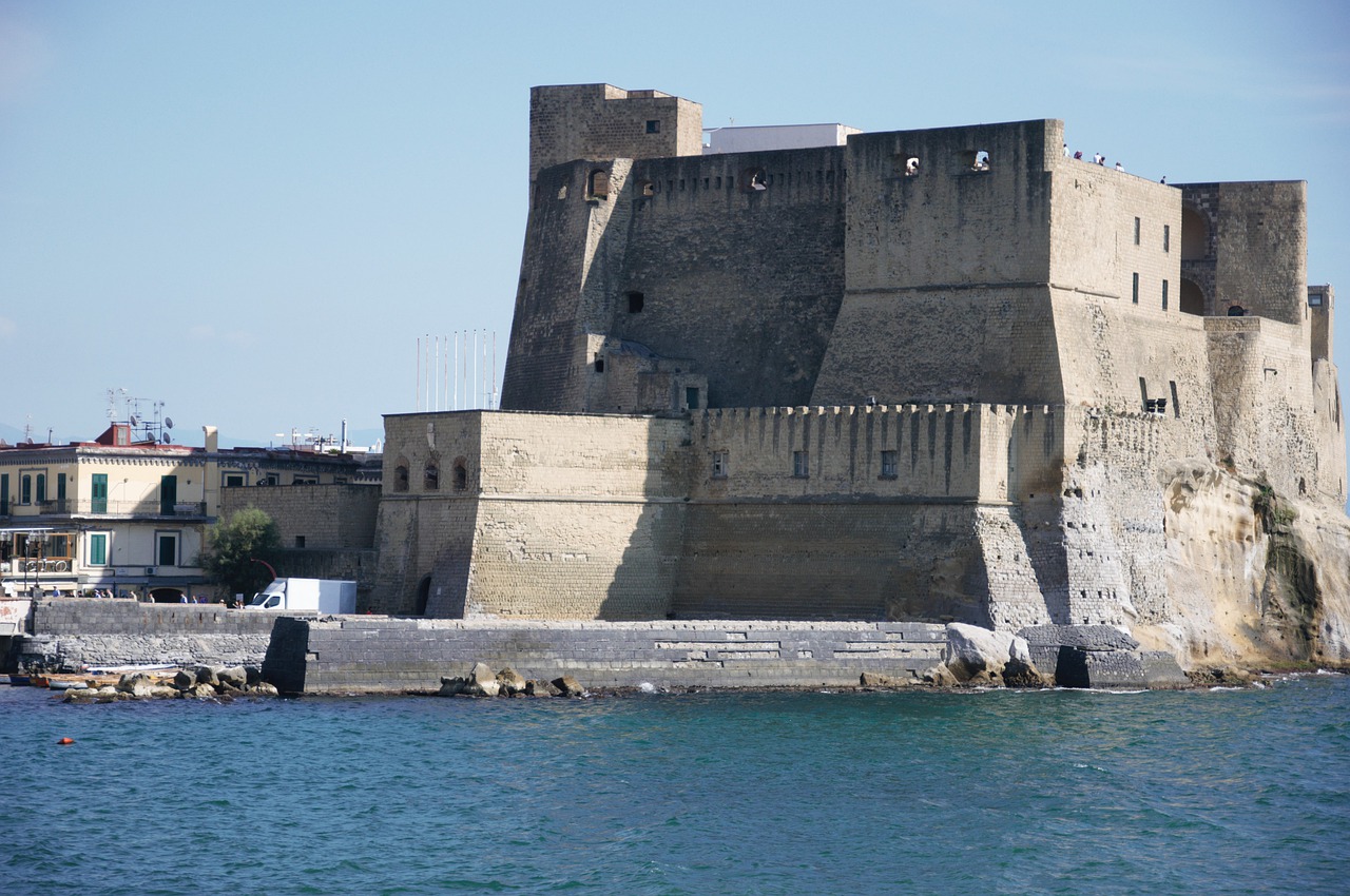 castel dell ovo